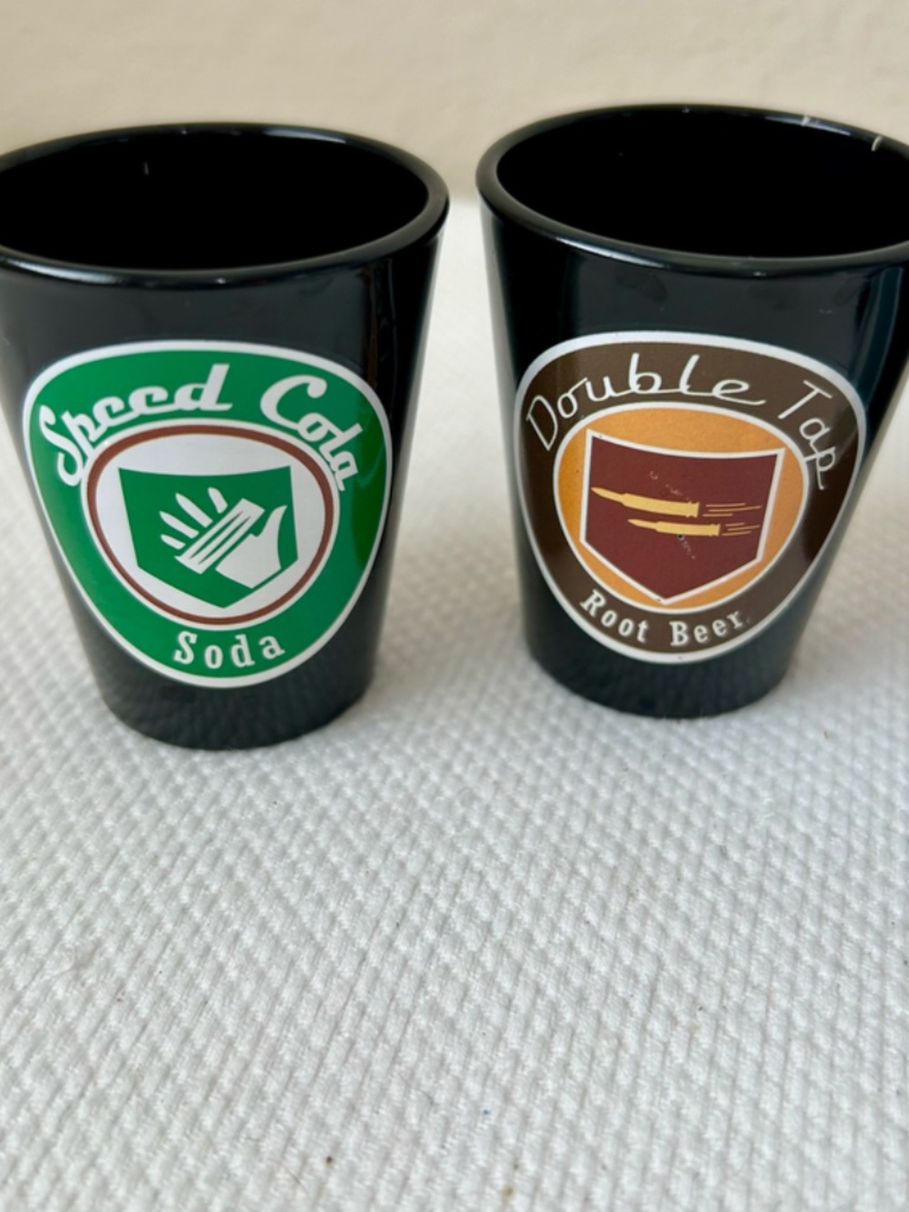 Call of Duty Zombies Perk-a-Cola 4 Pack Shot Glass Set Speed Cola Jugger-Nog - Picture 3 of 9
